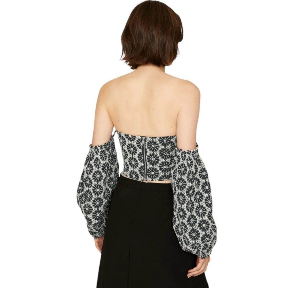 BARDOT‎ Floral Eyelet Lace Crop Top Puff Sleeve Navy White Size 10 Boho Hippie - Picture 2 of 9